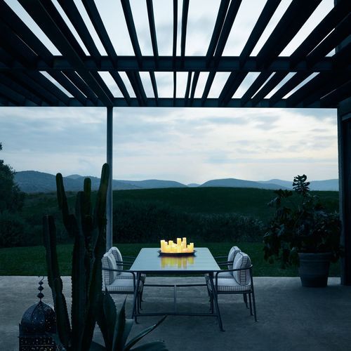 Borea Table