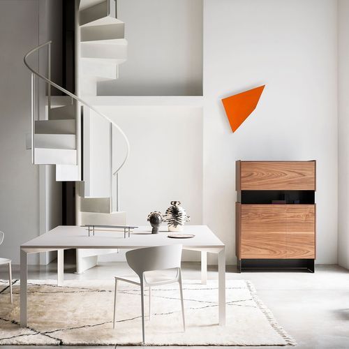 L45 Dining Table
