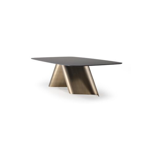 Esse Dining Table