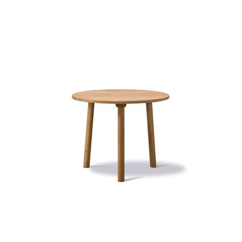 Taro Dining Table Ø90 by Fredericia