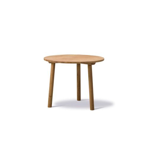 Taro Dining Table Ø90 by Fredericia
