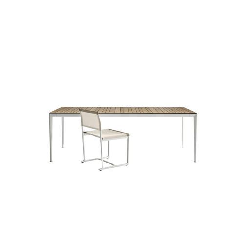 Mirto | Table