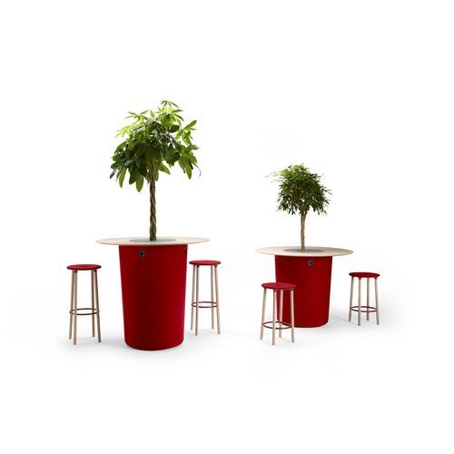 On Point High Table by Mattias Stenberg