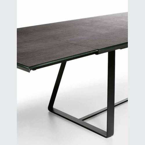 Alfred Dining Table