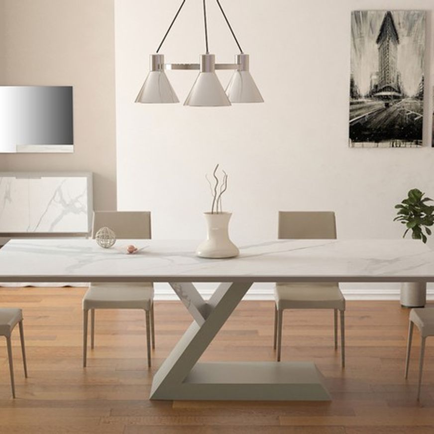 Zagor Dining Table