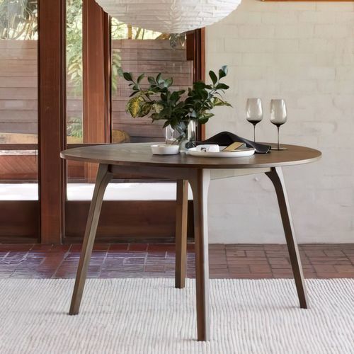 Franki Hardwood Round Dining Table | Walnut