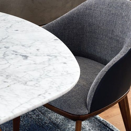Johanna | Elliptical Table