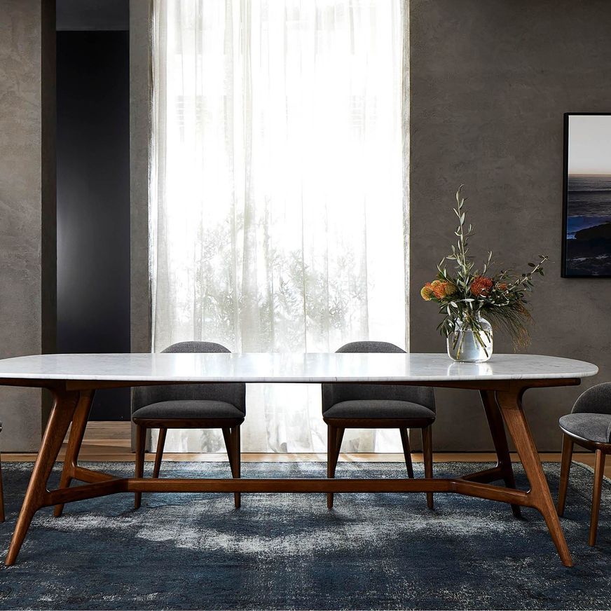 Johanna | Elliptical Table