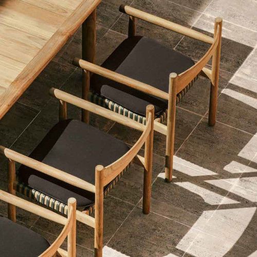 TIBBO | Dining Tables