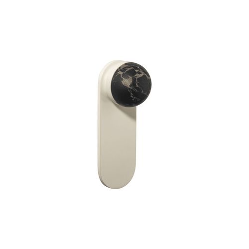 H02 Knob on Backplate