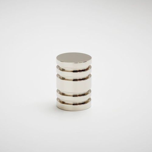 Reveal 01