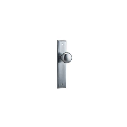 Cambridge Door Knob Stepped Backplate