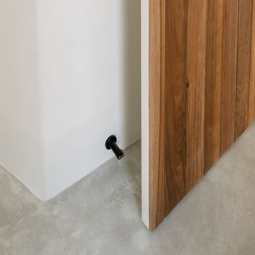 Zanda Habitat Magnetic Door Stop