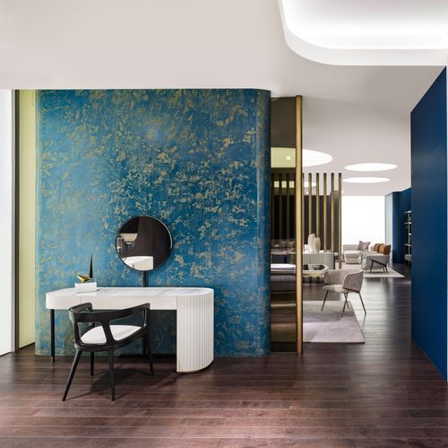 Avenue Makeup Desk