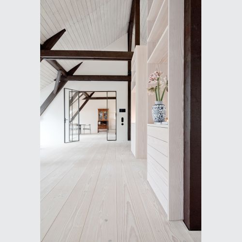 White Lye | White Oil Douglas Fir Timber Flooring