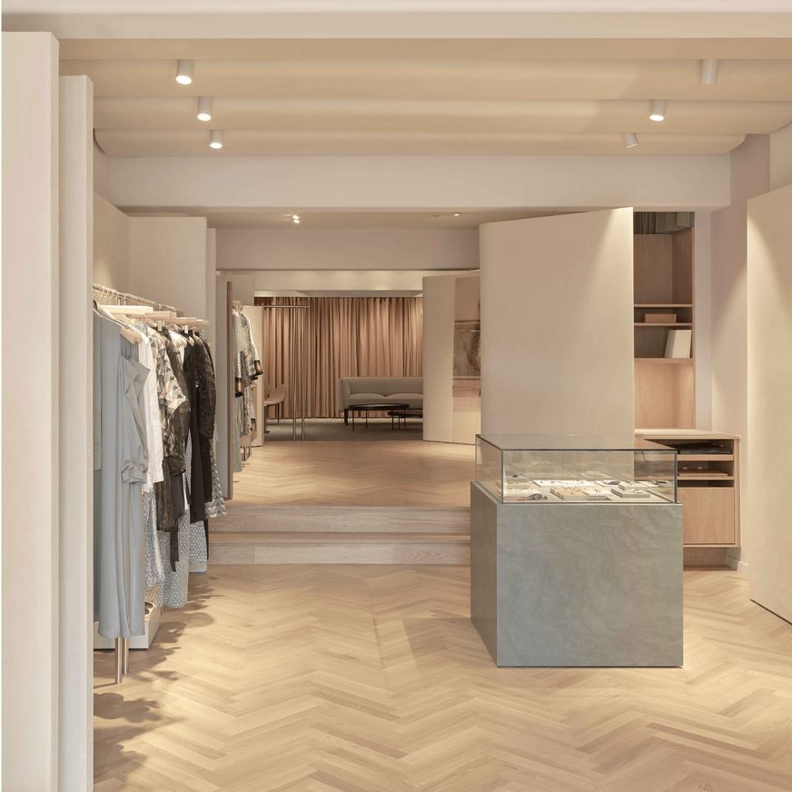 HW16002 Pallido Herringbone Select Grade