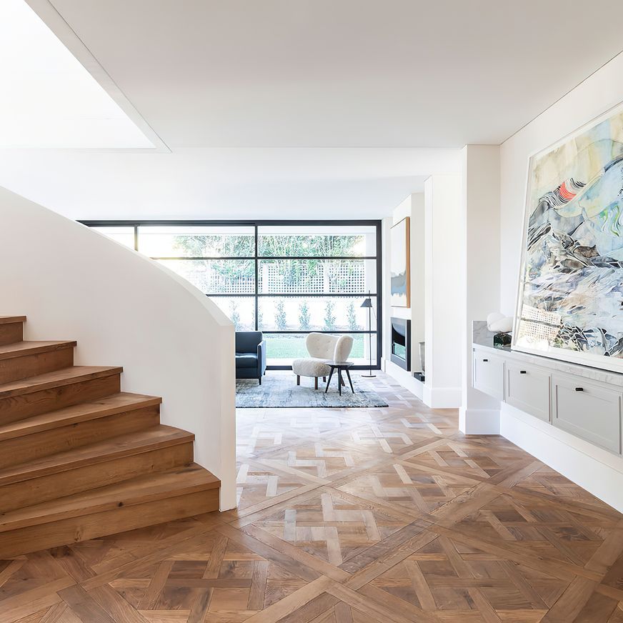 HW1390 Versailles Natural