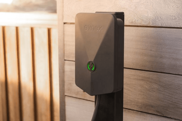 E2 Plus single-phase charger