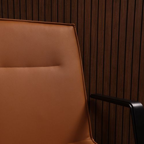 Bourne Executive Chair