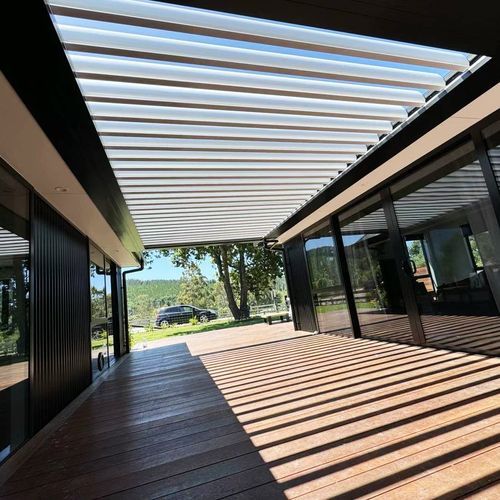 Skyline Louvre Roof System