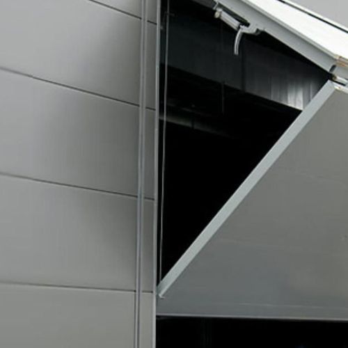 Motorised Horizontal Bi-Fold Screens | BeluTec
