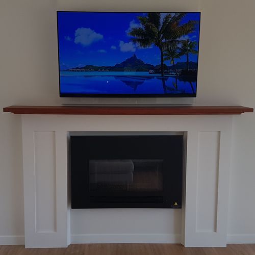 Custom Fire Surrounds & Mantles