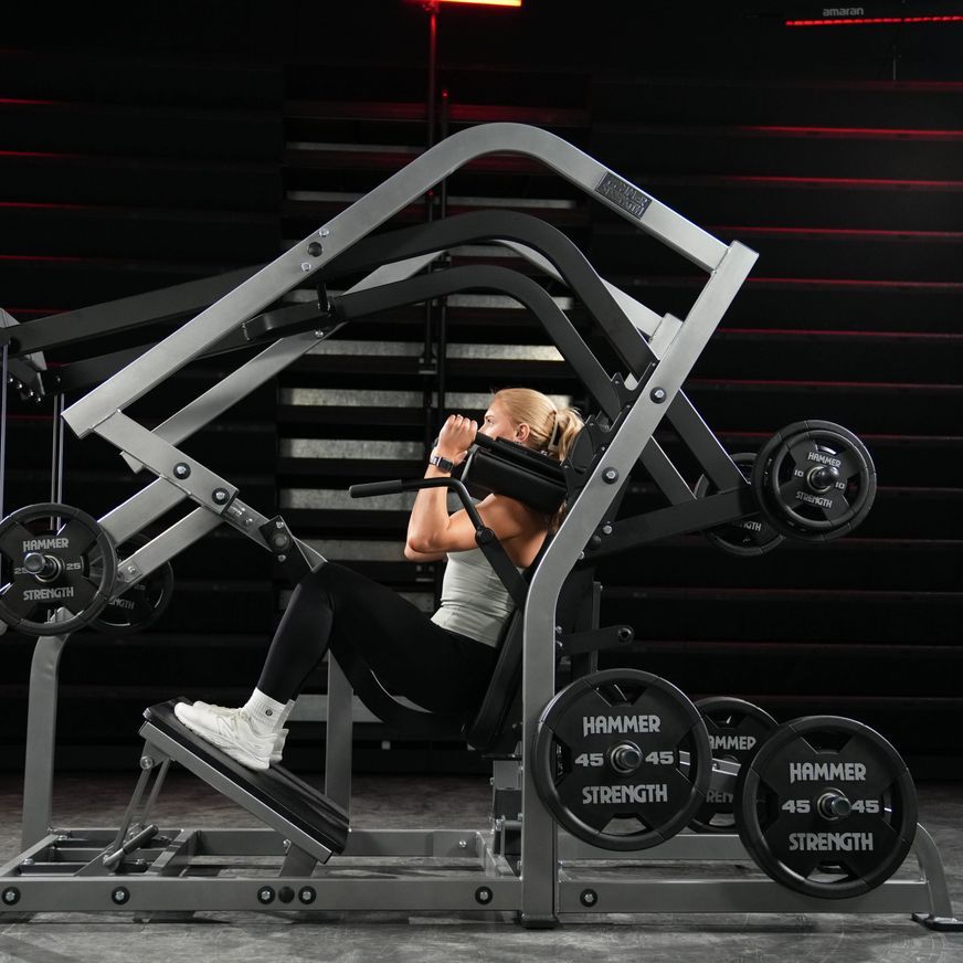 Pendulum-X Squat