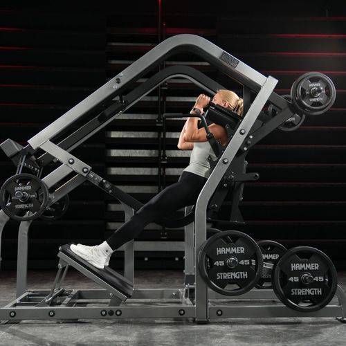 Pendulum-X Squat