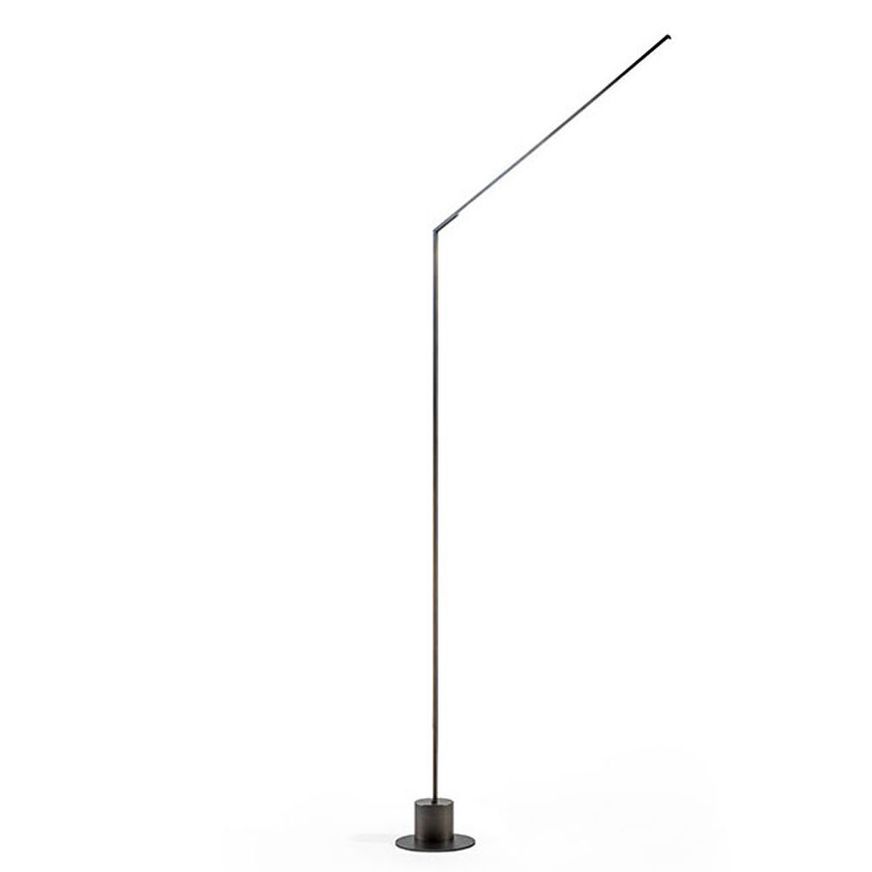 Essential Braccio Floor Lamp