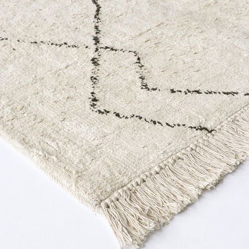 Inge Pattern Area Rug | Beige