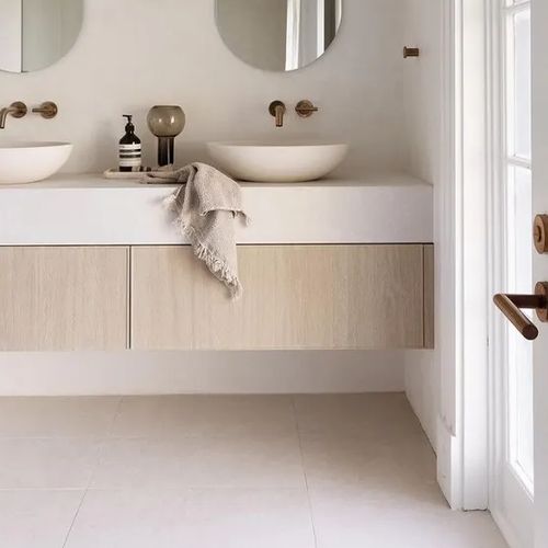Lava Bianco 600x600mm | Tile