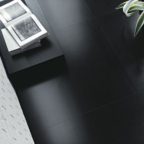 Black-White Tile by Cotto d'Este