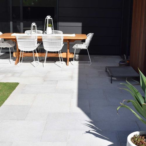 Chambolle Gris Limestone Tiles & Pavers