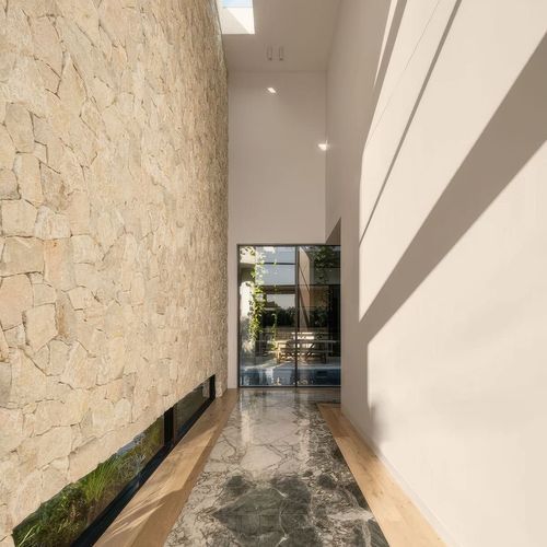Elefanté Marble - Slabs, Flutes, Furniture