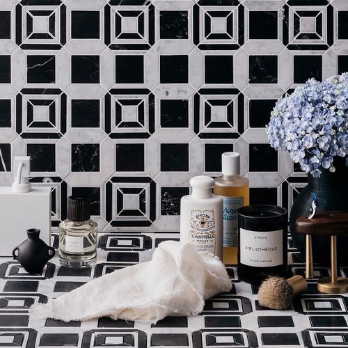 Labyrinth Channel Carrara & Nero Marble By Steve Cordony