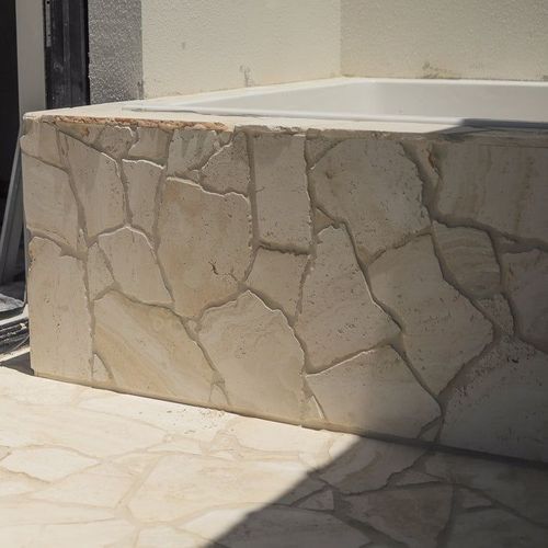 Superwhite Travertine Crazy Pave