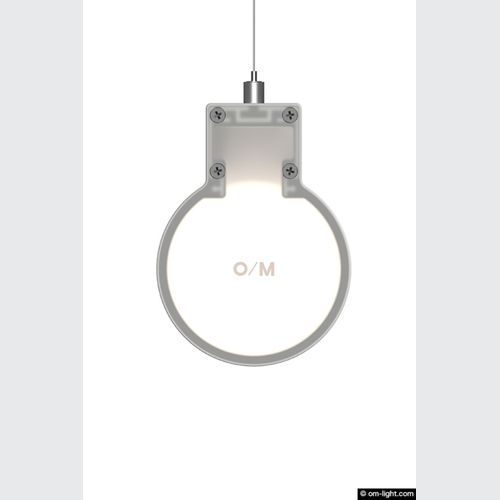 O975