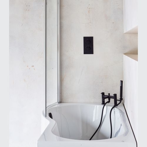 B Shower Acrylic Bath (Right or Left)