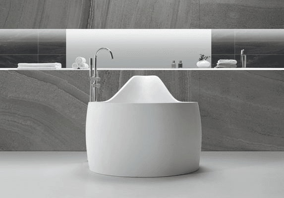 B070 Large Hugi Soak Tub 1300mm