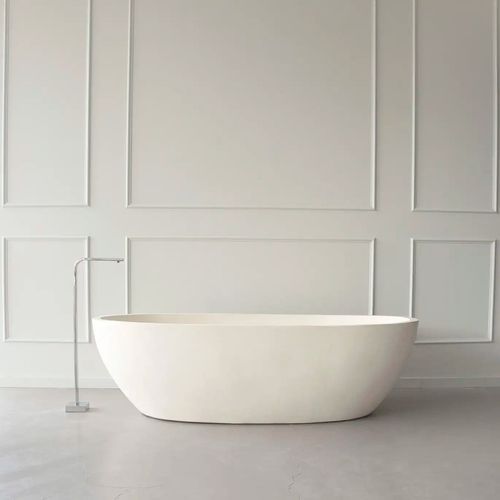 Renoir - Stone Bath - Indoor / Outdoor