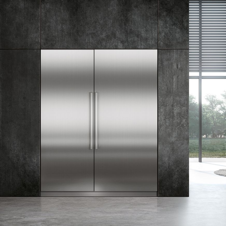 EFNh 9771 Monolith w/ IceMaker | Integrated Freezer