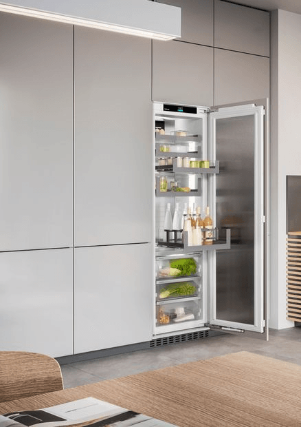 IRBPh5170 Peak Biofresh Fully Integrated Refrigerator