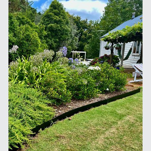 Black Garden Edging