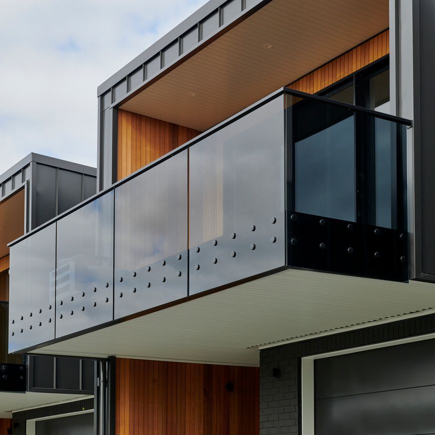 Arena-Points Frameless Glass Balustrade