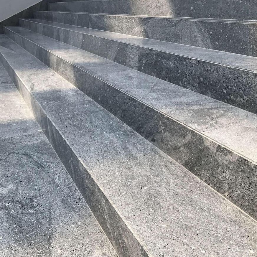 Natural Stone Slabs | Rio Granite