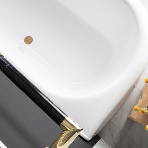 Hawthorn Hill - Marble Heated Towel Rails