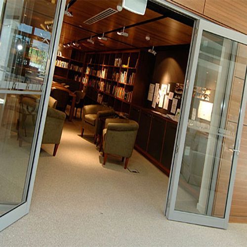Elevate | Series 650 | Hinged Door