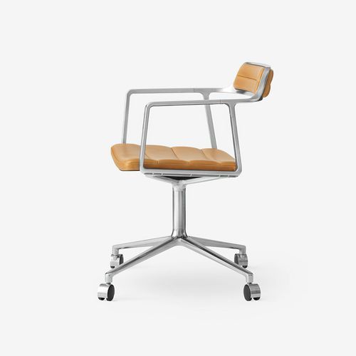 Vipp 452 Swivel Chair