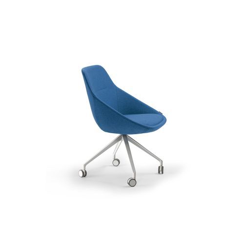 Ezy Low 4-castors Chair by Christophe Pillet