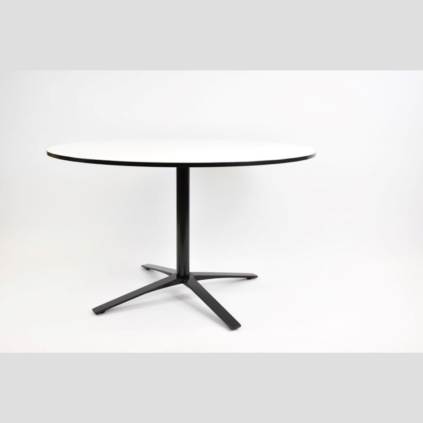 Trusty Meeting Table 1